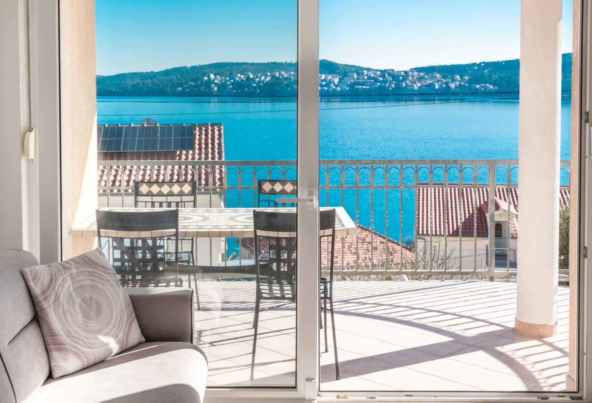 Apartments More Trogir Oda fotoğraf